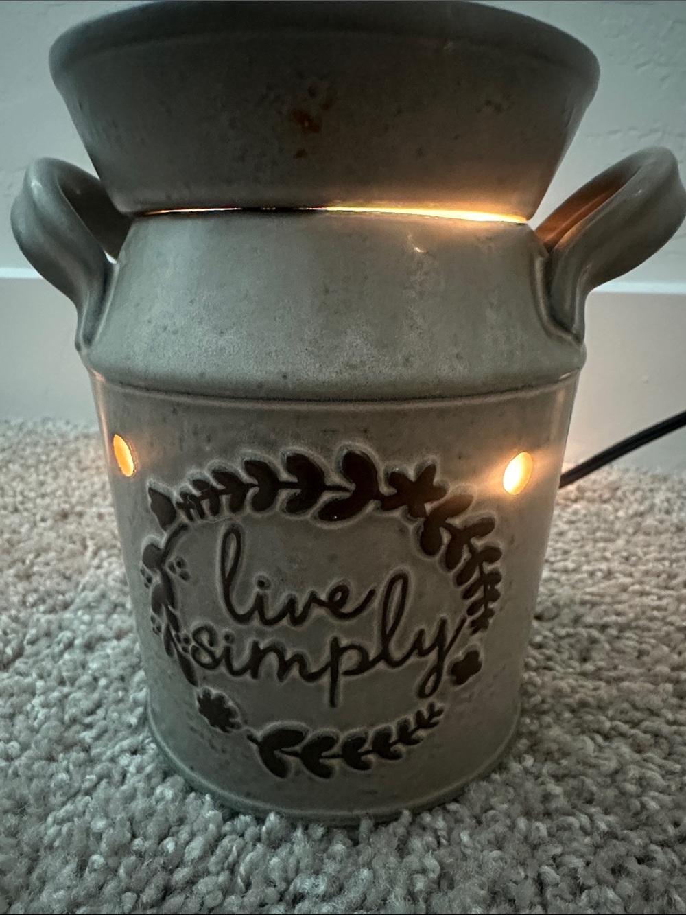 Scentsy Ceramic 'Live Simply' Gray Wax Warmer